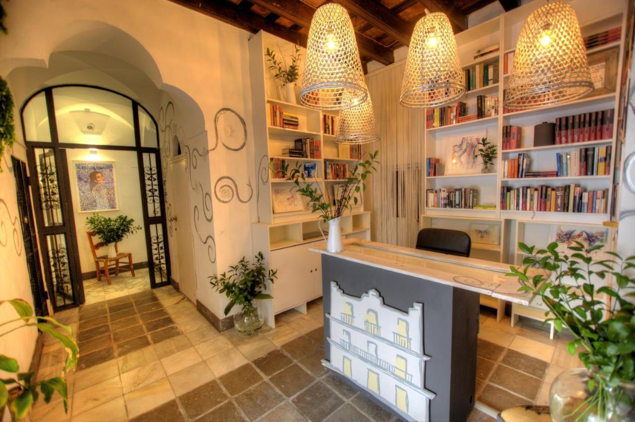 La Casa De La Favorita Hotel Tarifa Bagian luar foto