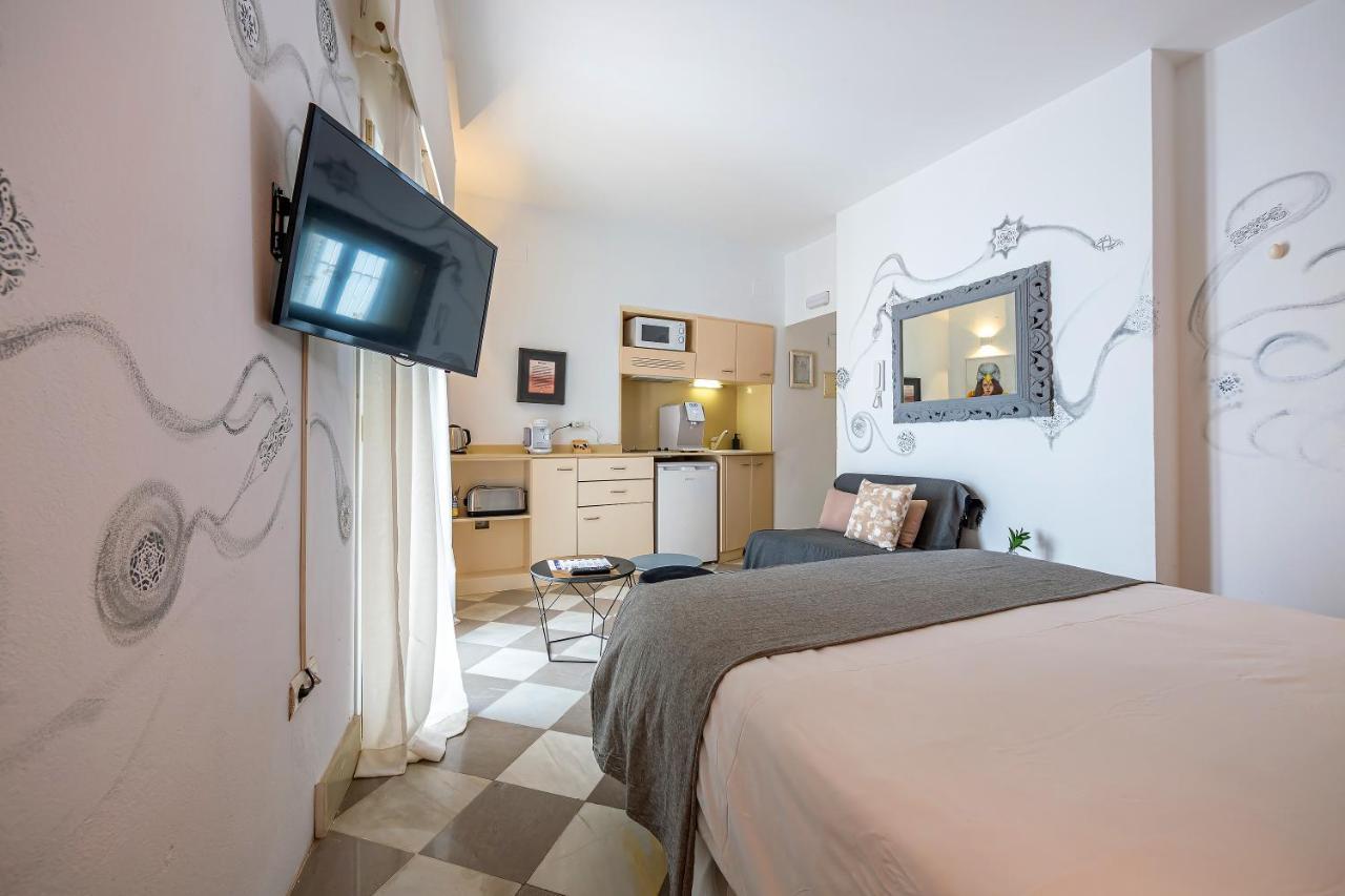 La Casa De La Favorita Hotel Tarifa Bagian luar foto