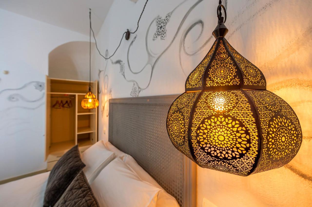 La Casa De La Favorita Hotel Tarifa Bagian luar foto